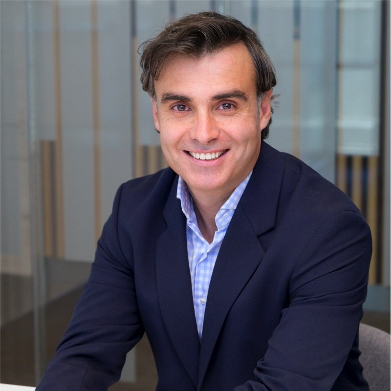 Javier 	González